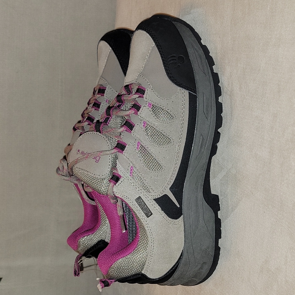 BEARPAW Women's Hiking Boots - Picture 2 of 8